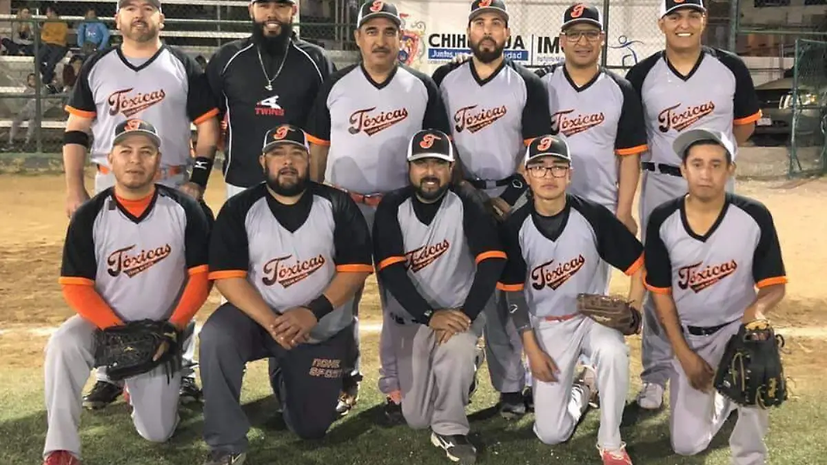 were-Nano-foto comite municipal de softbol