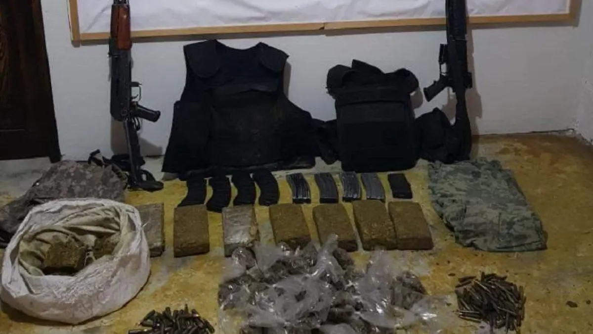 Aseguraron armas y equipo táctico