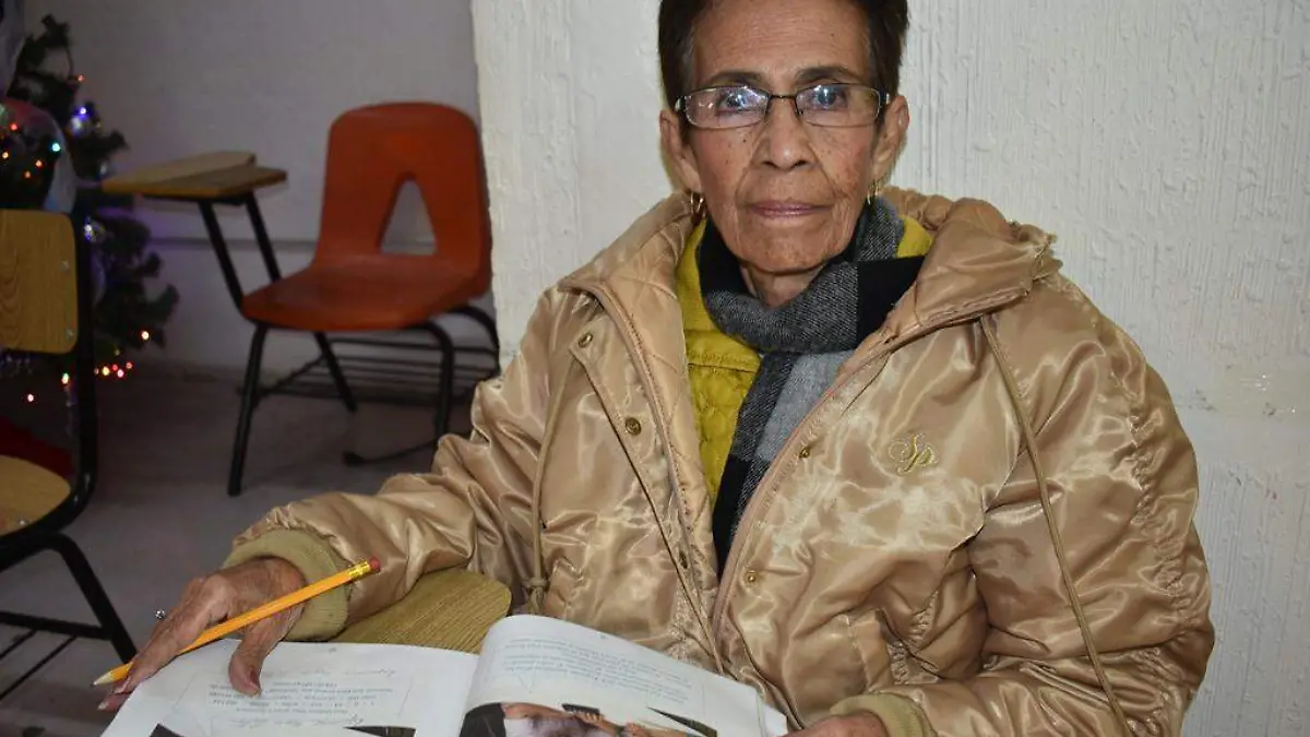 abuelitos estudios 2