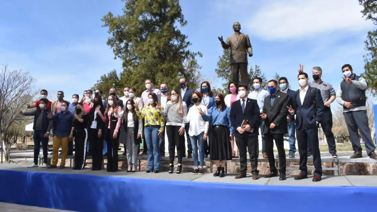 Conmemoran panistas a Gómez Morín 1