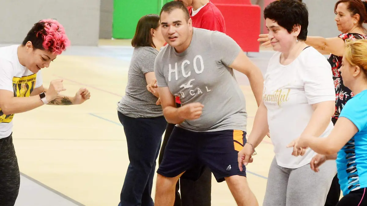 zumba gim adaptado (111)