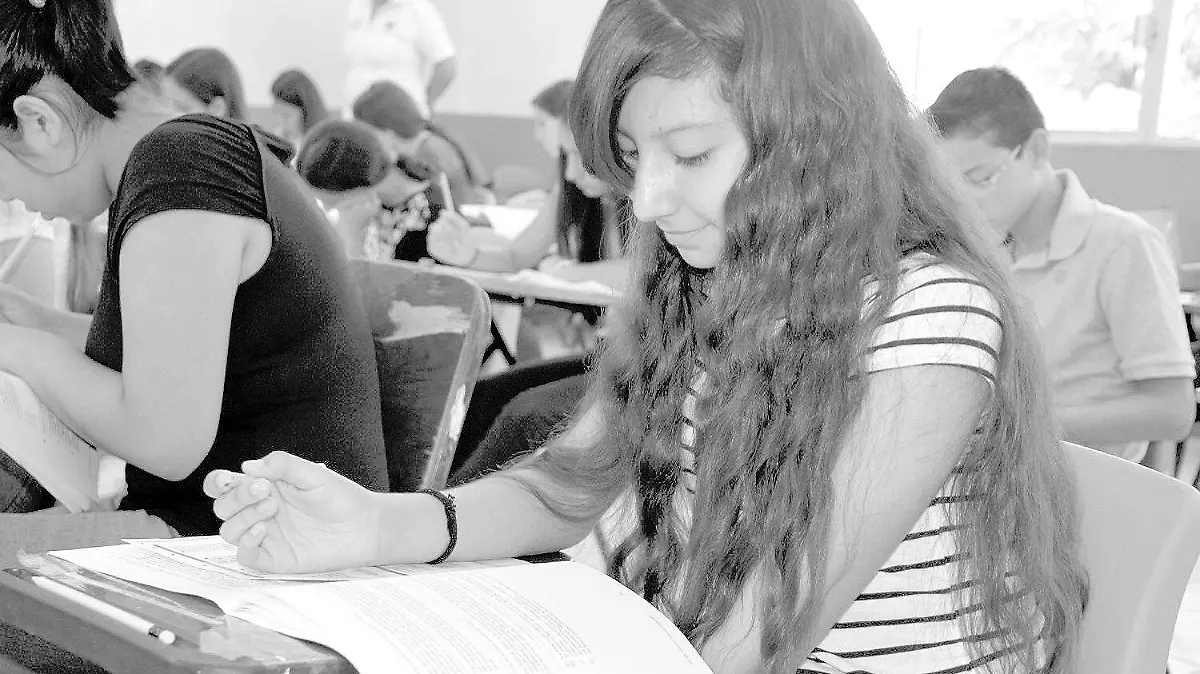 Invitan a escritores cuauhtemenses a participar en premio de Literatura Joven