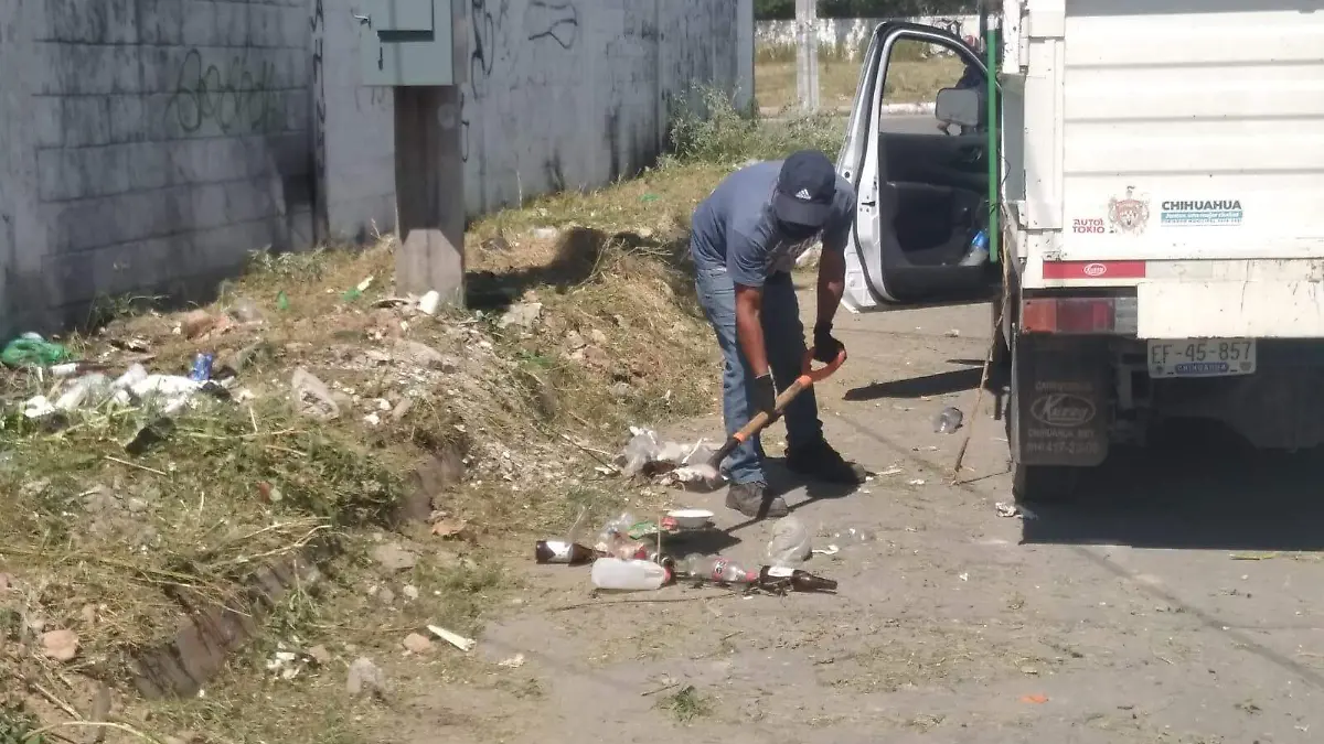 limpieza en tianguis