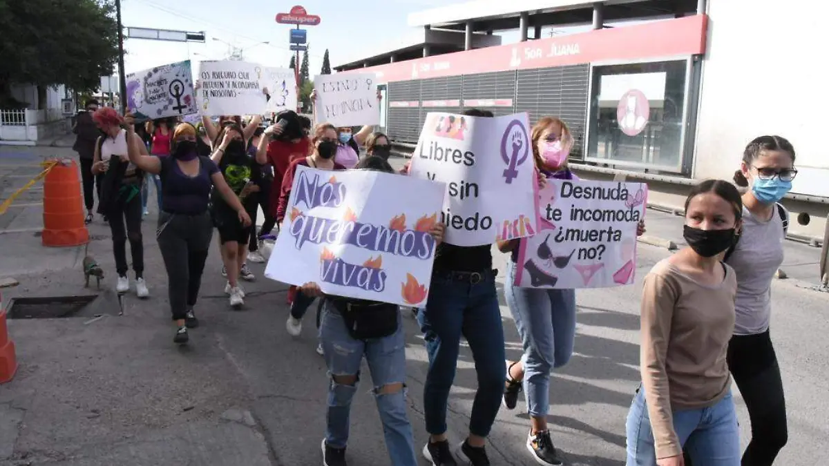 Protesta marcha mujeres feministas 3
