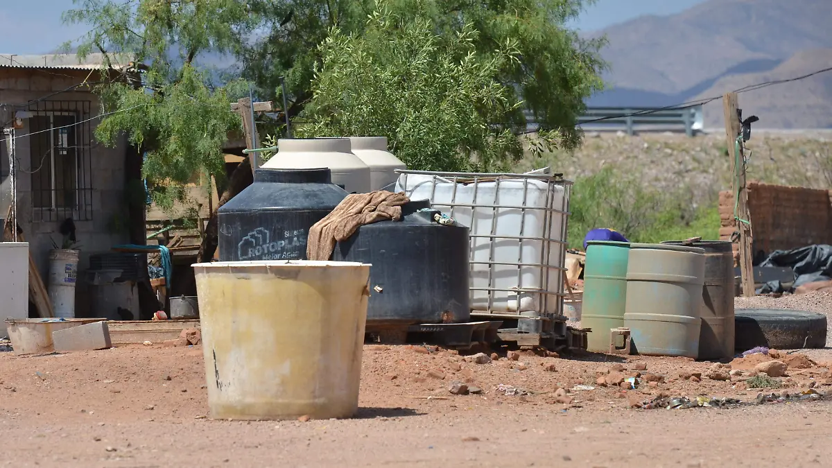 colonia ladrilleros falta de agua  (12)