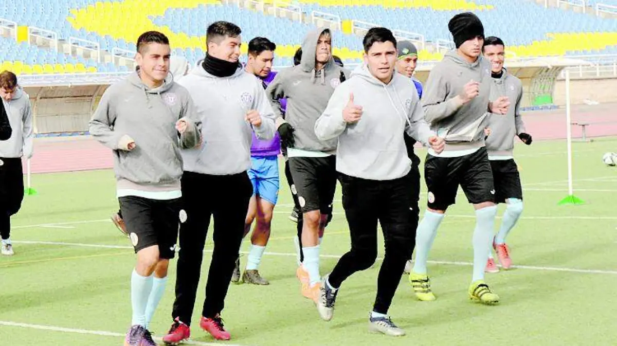 PORTADA UACH FC-6 COLAS