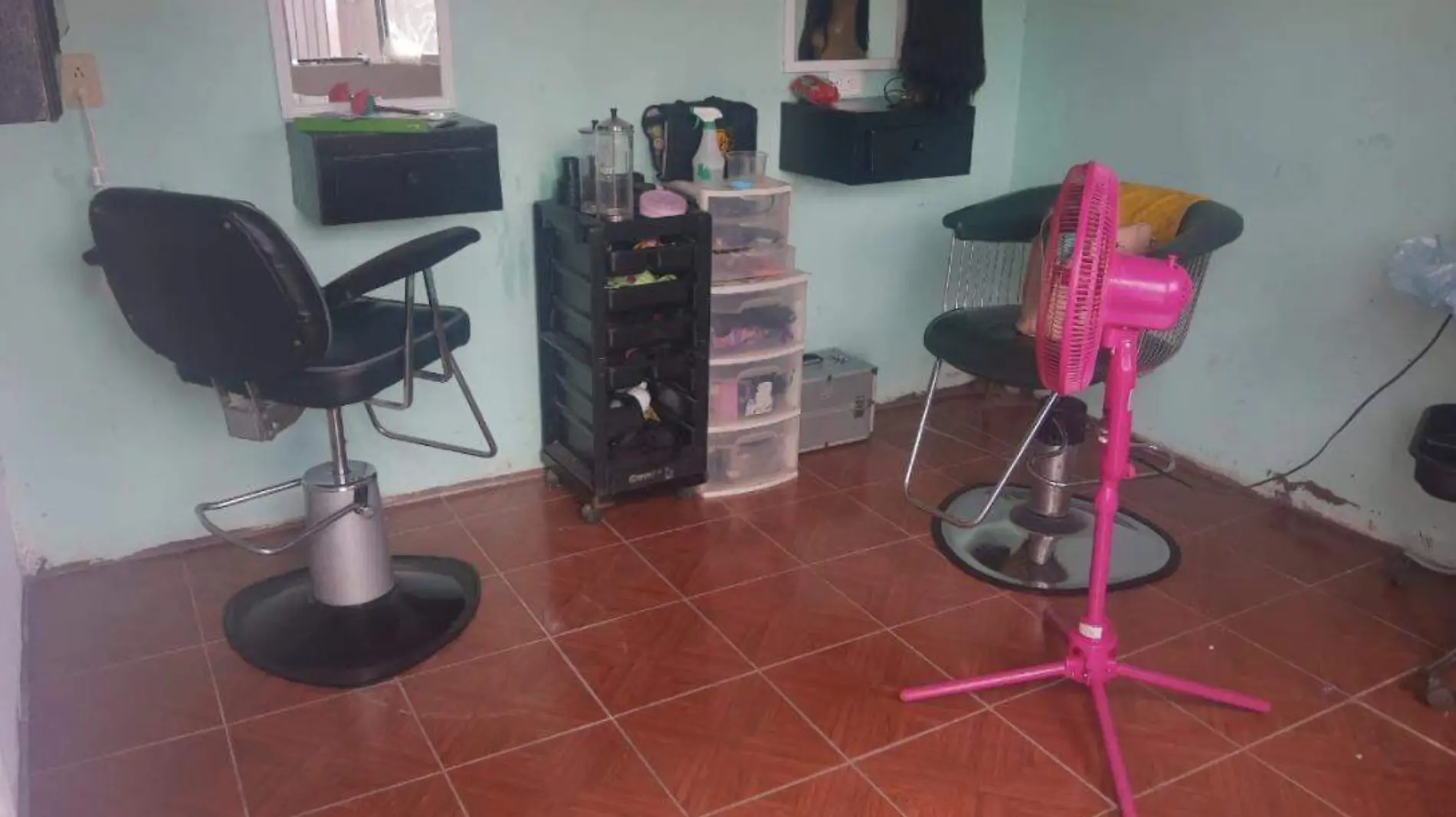 Salon