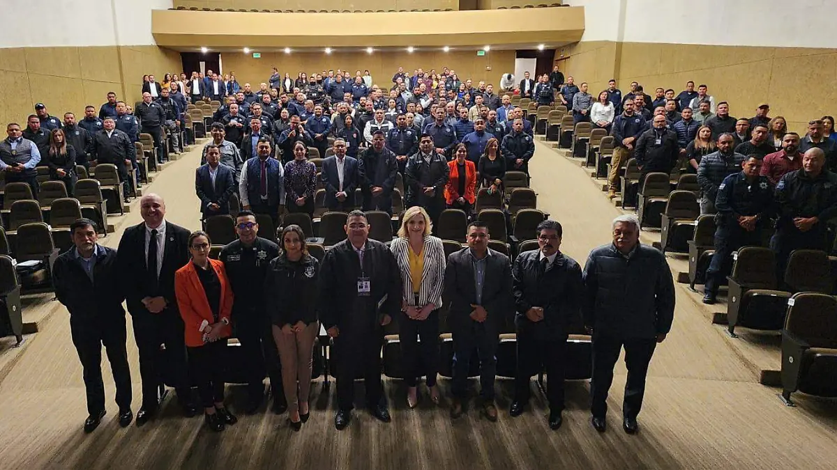 conferencia polis