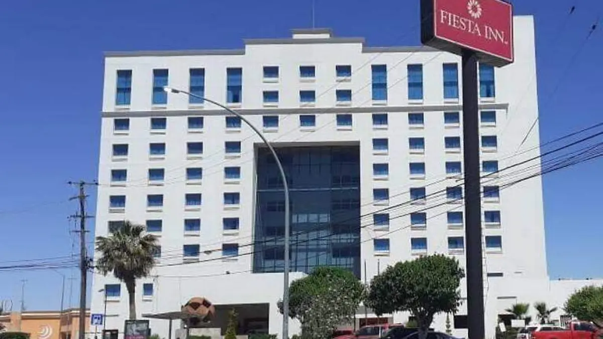 hotel fiesta inn. olga casas (2)