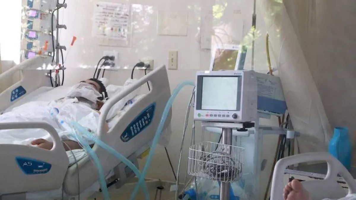 área-Covid-HGE-paciente-enfermo-hospital-intubados (38)
