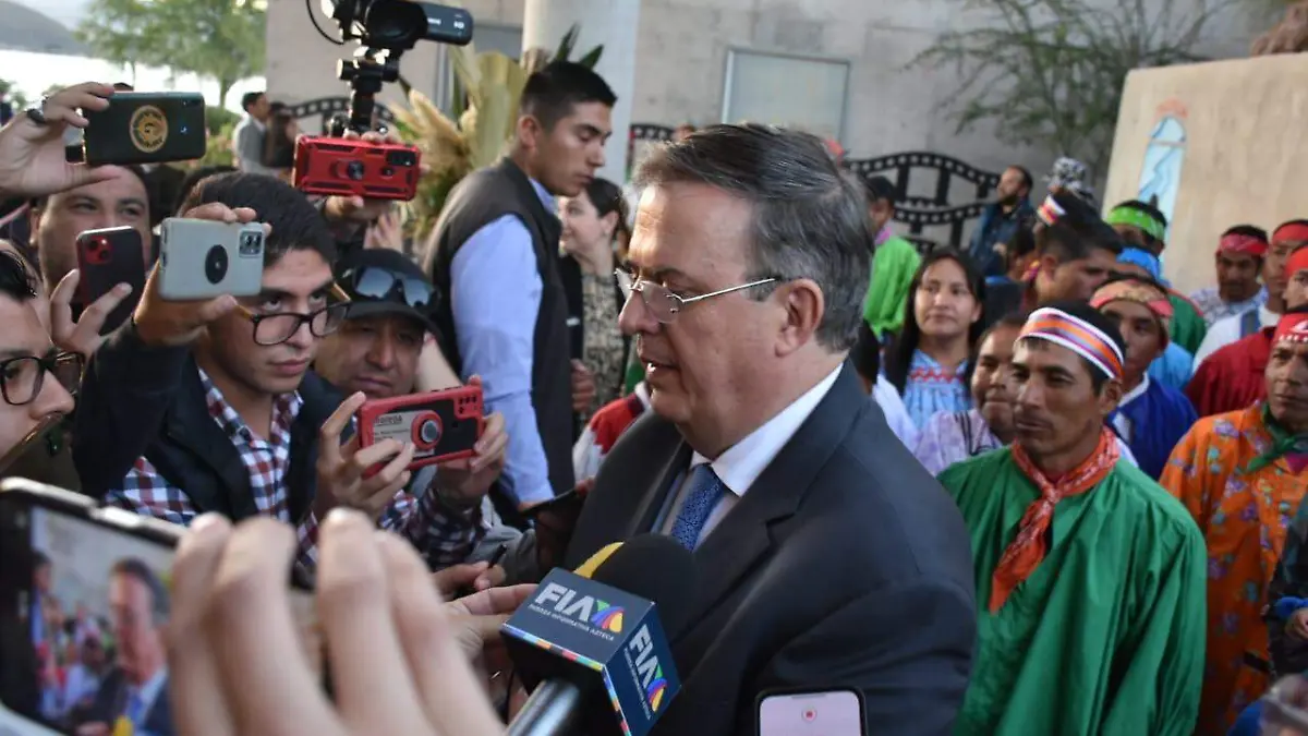 ebrard3