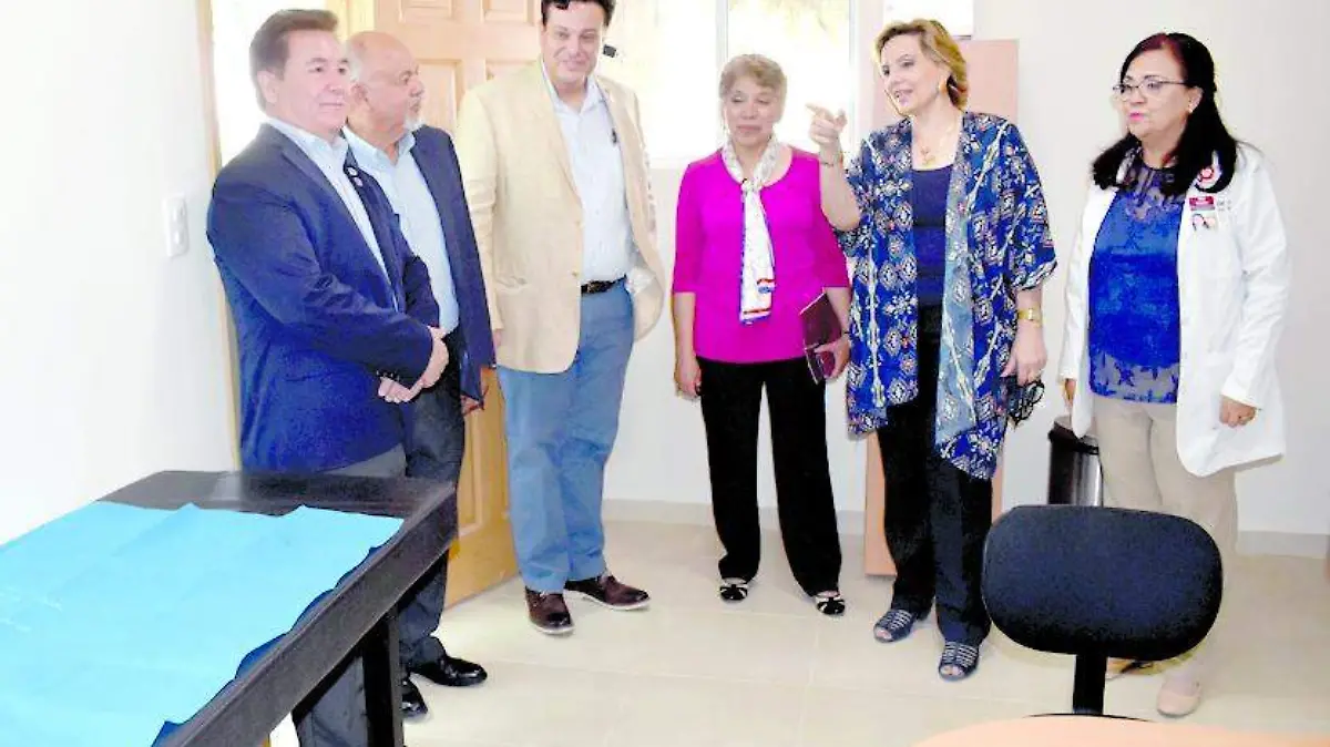inauguracion de consultorio d pensiones en faciatec nota venessa  (13)