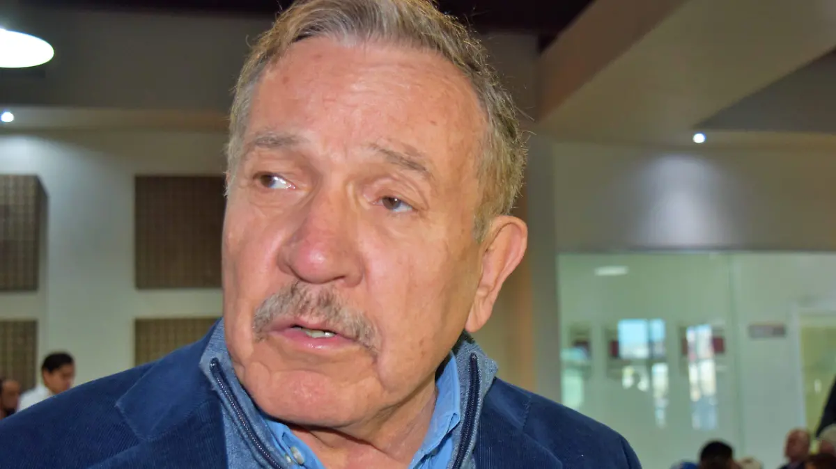 2 Rinde Víctor Quintana informe en Cuauhtémoc FOTO MARIBEL ALBA