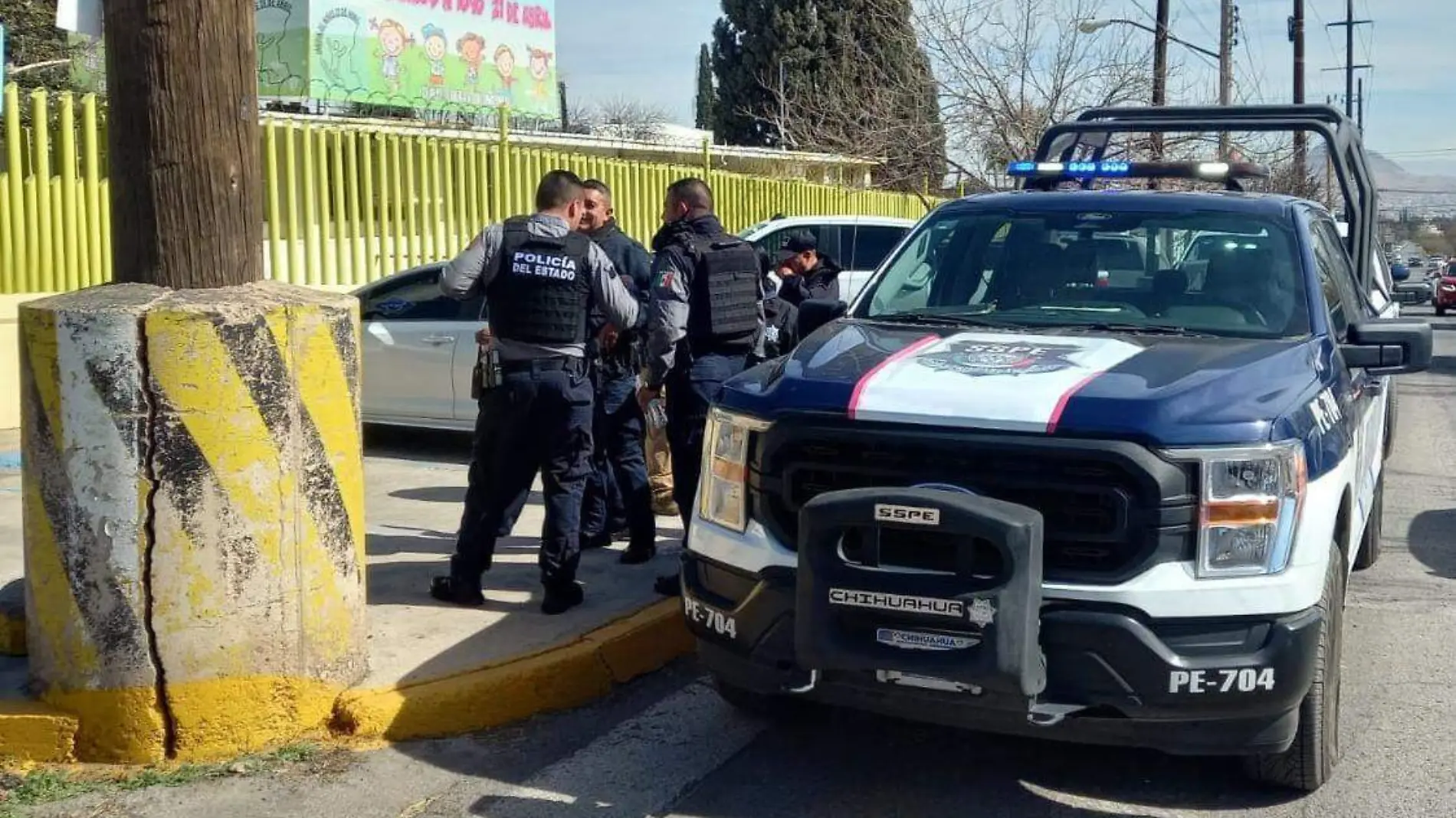 policias