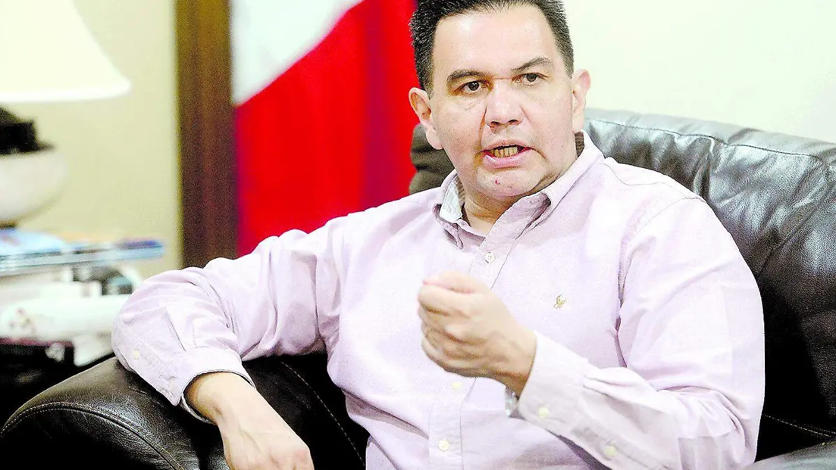 Cruz perez cuellar  (120)