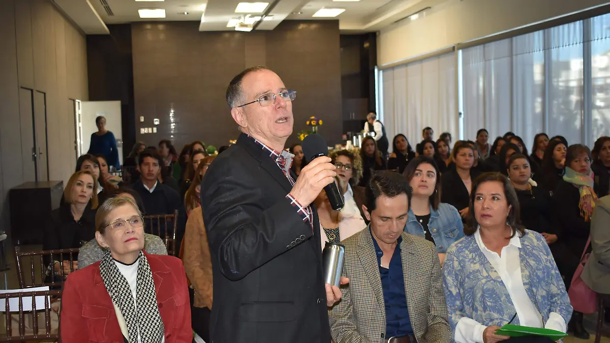 INF COM Y FAMILIA Y RUSEK NOTA LALO (17)