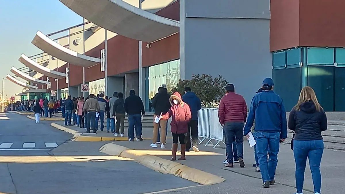 vacuna centro de convenciones docentes