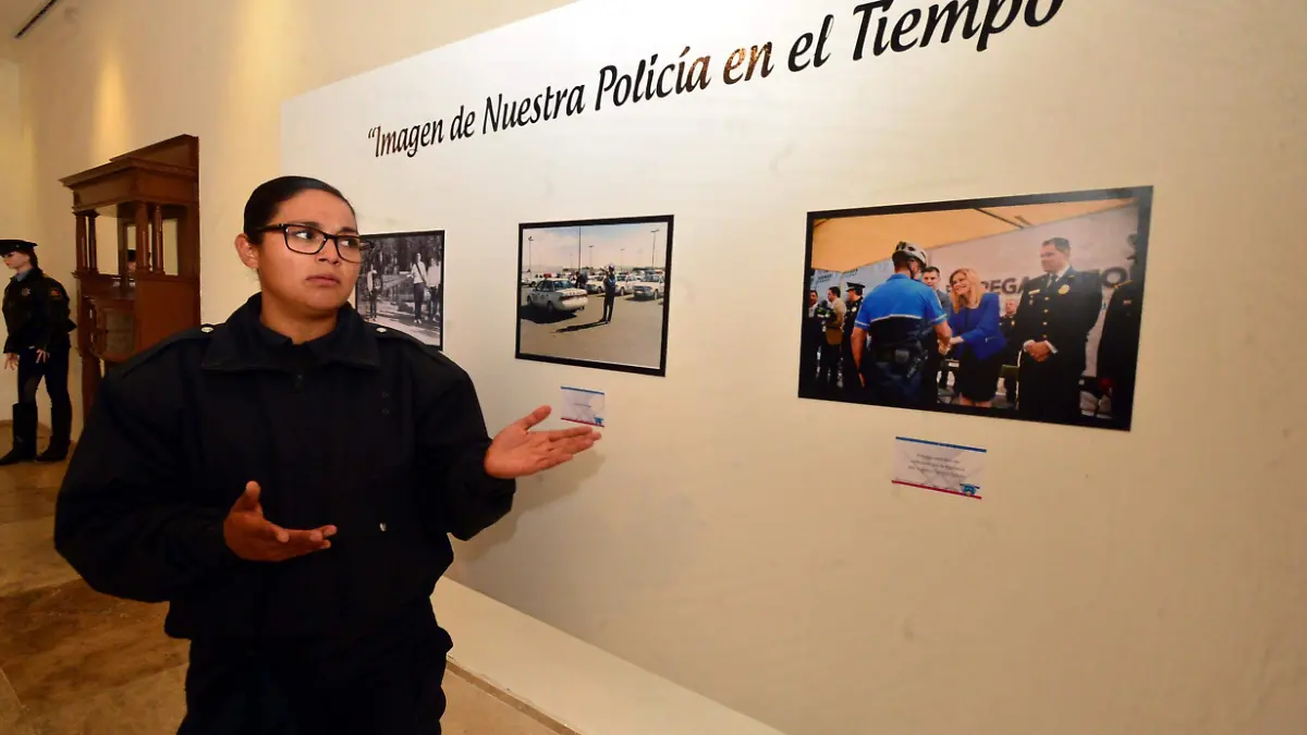 imagen de nuestra policia en el tiempo  (8)