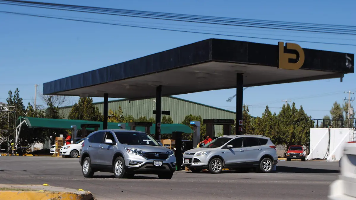 POL-asaltan gasolinera