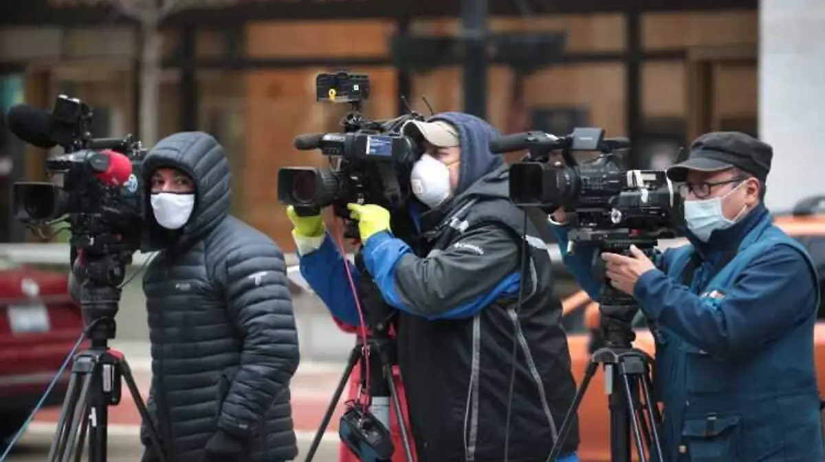 reporteros_periodistas_coronavirus_1