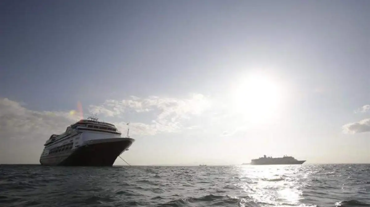 crucero panama covid