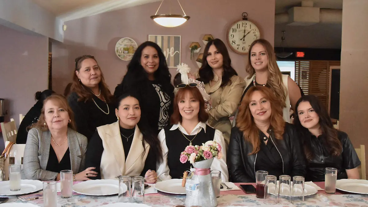 Invitadas a la reunión