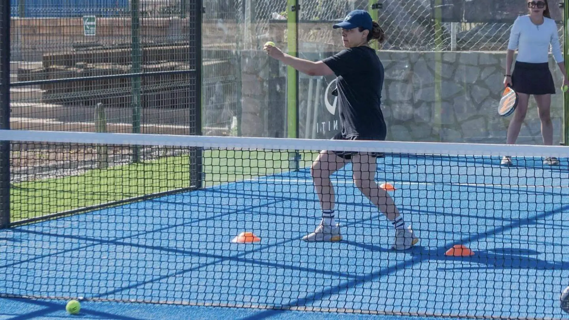 padel deportes deporte jugadora