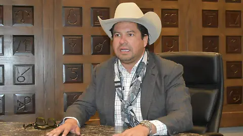 Buscara Álvaro Bustillos reelegirse en la presidencia de la UGRCh para el  periodo 2025-2027 - El Heraldo de Chihuahua | Noticias Locales, Policiacas,  de México, Chihuahua y el Mundo