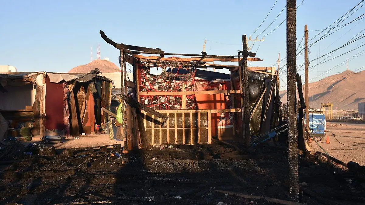 CAMPAMENTO MIGRANTE DESTROZADO