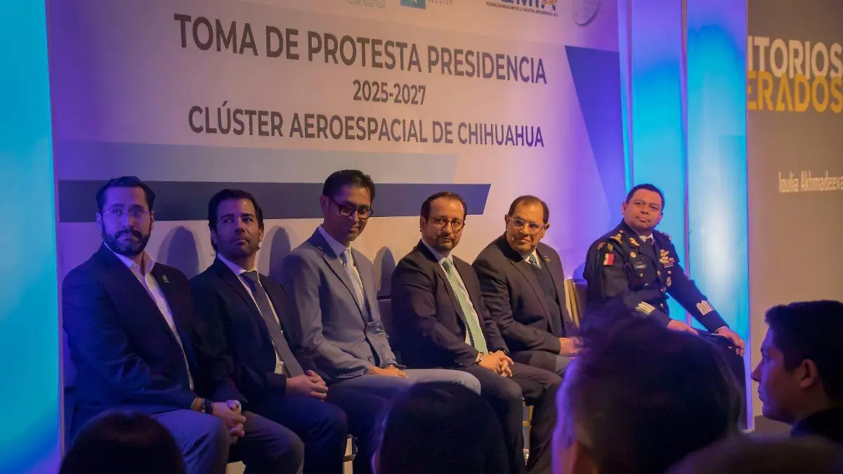 toma de protesta mario enríquez