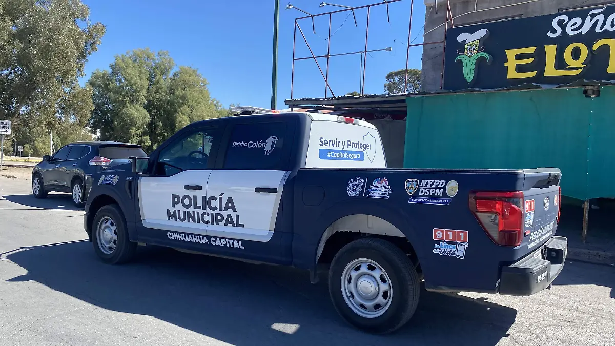 Movilización patrulla policía