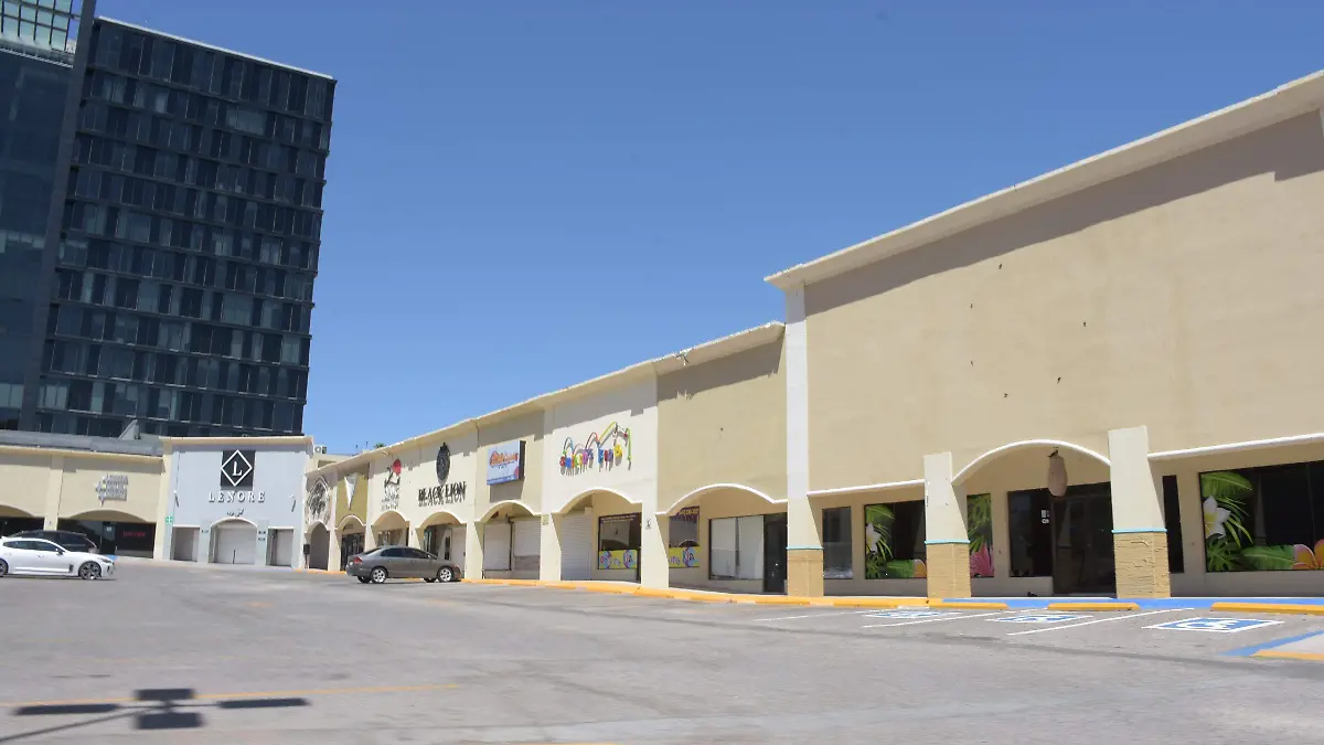 negocios cerrados de plaza san angel-AH