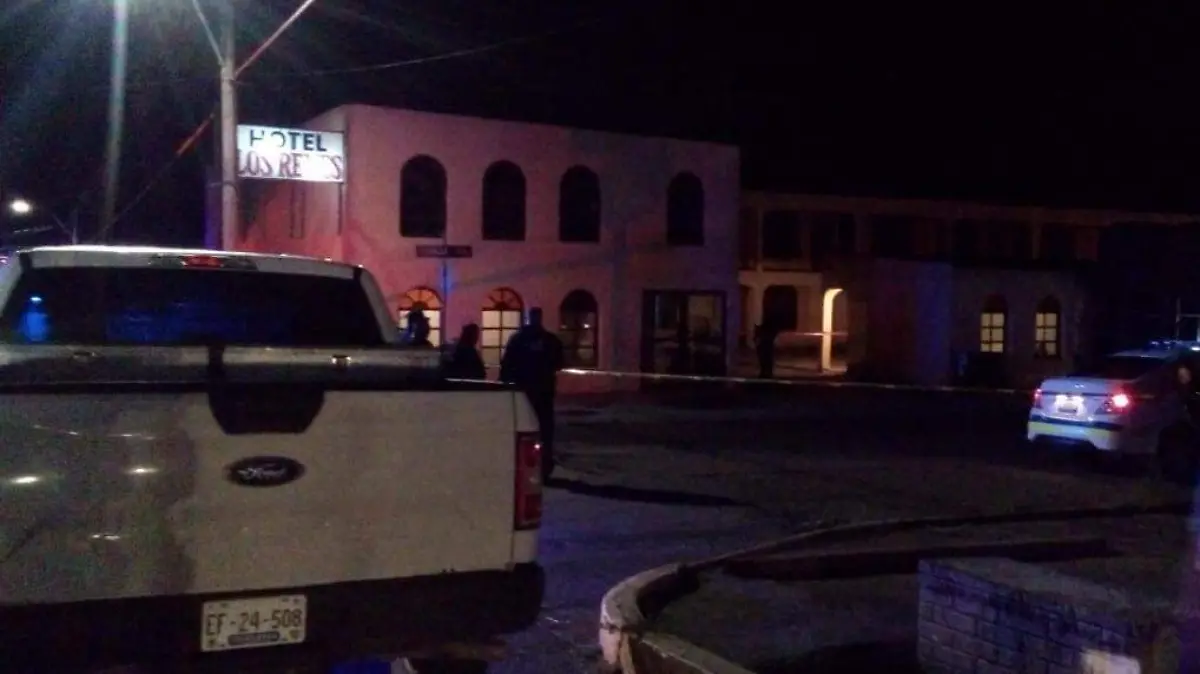 Asesinan a un hombre afuera de un motel en Anáhuac