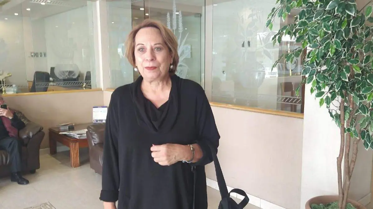 Bertha Caraveo (2)