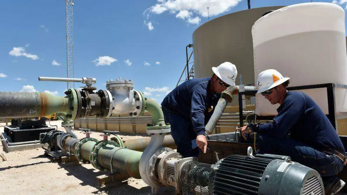 PETROLEO-Reuters