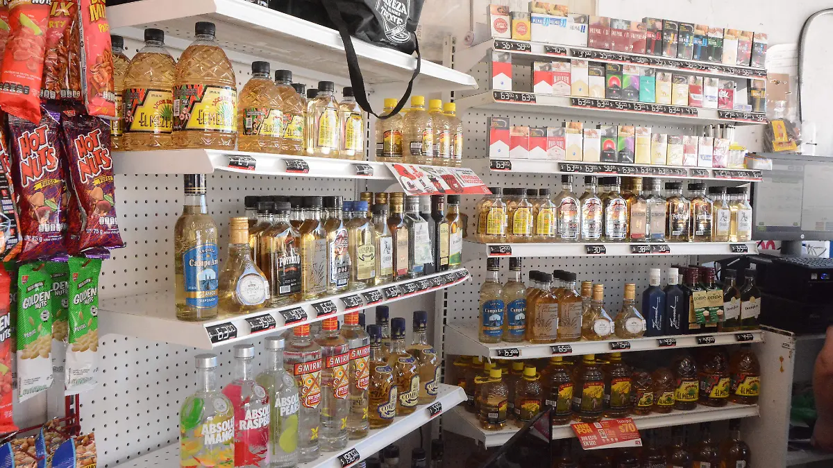 CERVEZA-LICORES