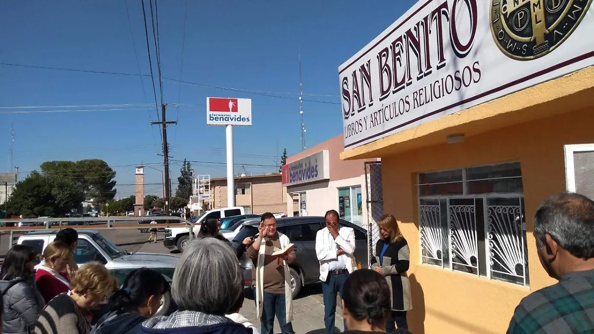 Abren nueva tienda de libros