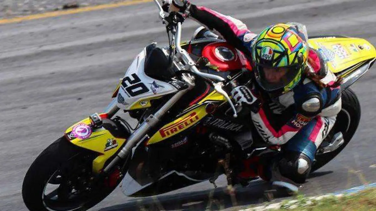 ASTRID MADRIGAL-5 COLAS