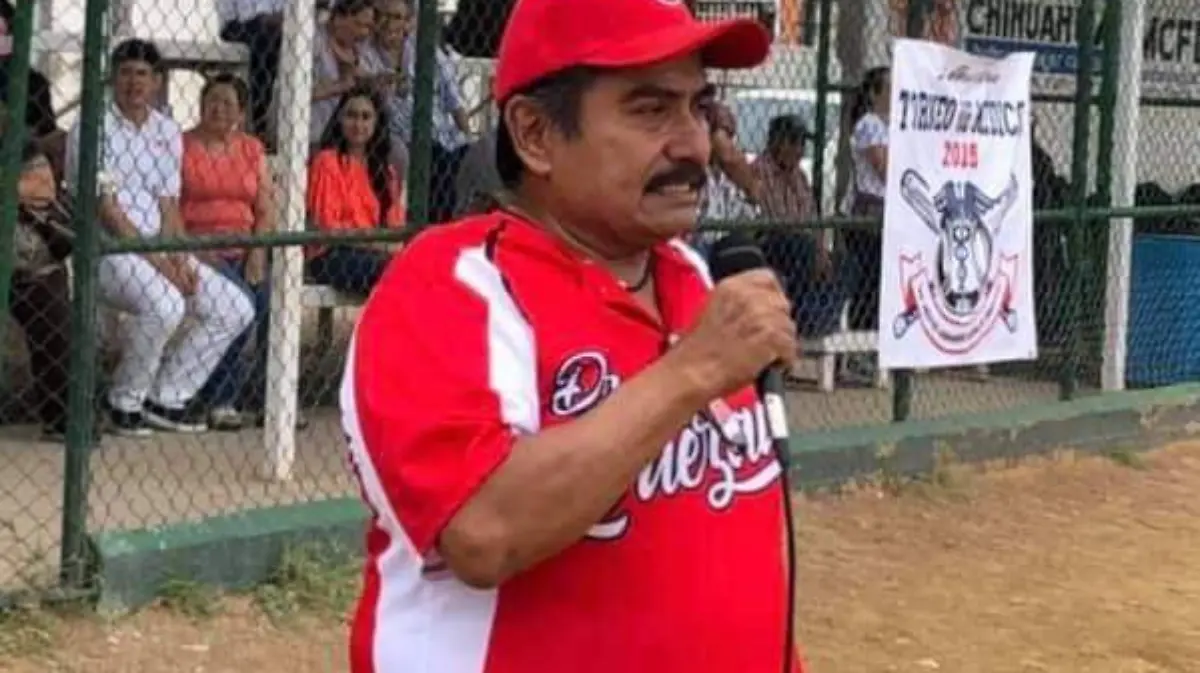 were-navarro-foto Comité Municipal de softbol-3 colas