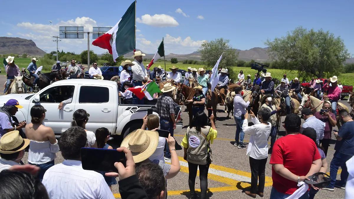 Concentraciòn tras la caravana