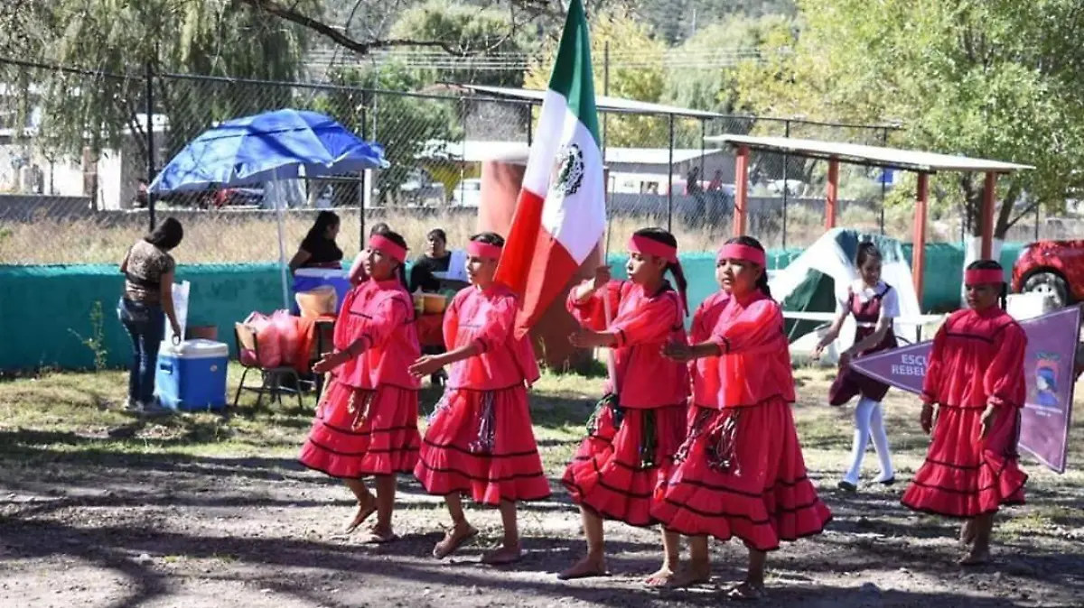 1 Conmemoran el 127º aniversario de la Gesta Heroica de Tomochi