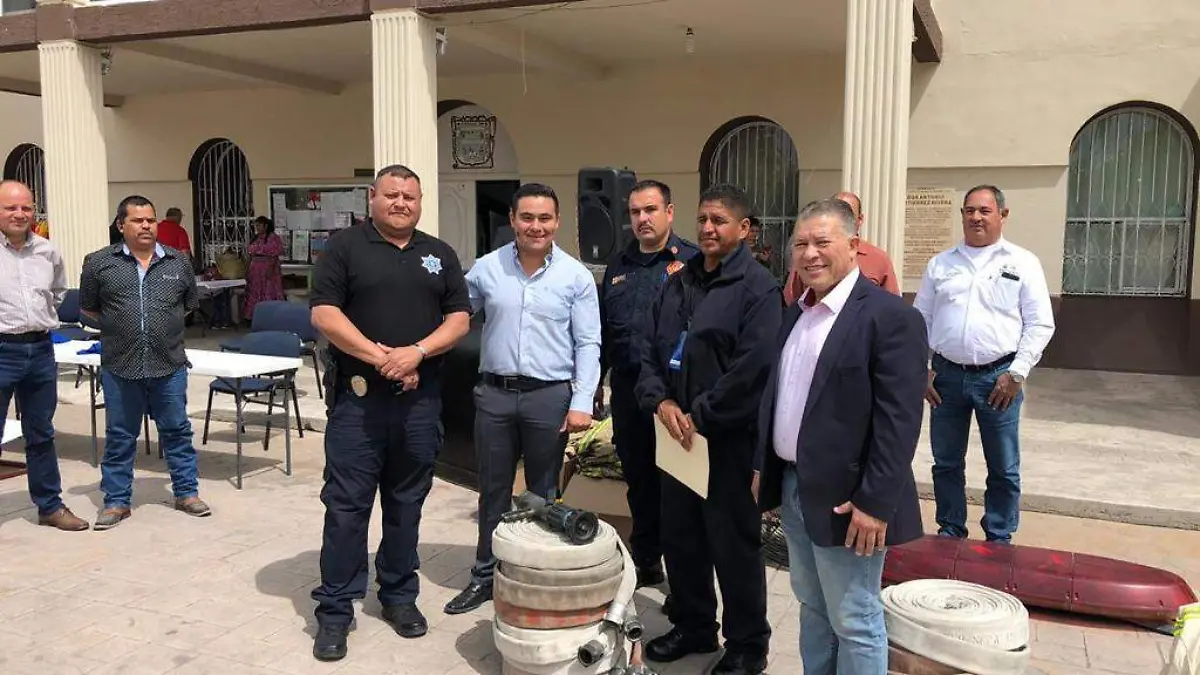 18 mzo 2020. Dona equipo de bomberos al municipio de La Cruz