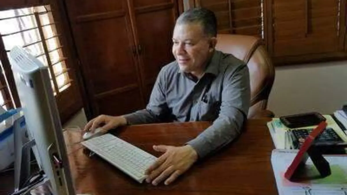 No solicitará más préstamos Ismael Pérez Pavía
