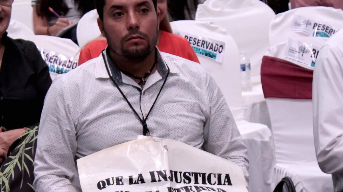 Buscan a sus hijas en basureros de la región