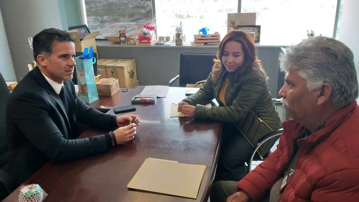 Con el diputado Luis Aguilar