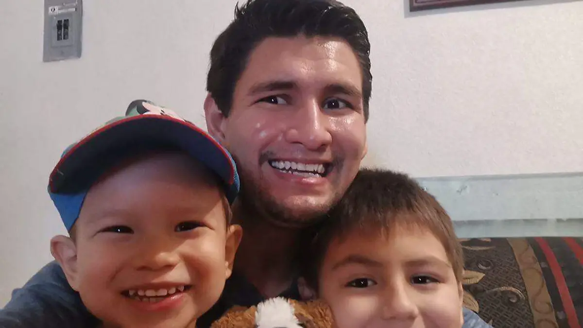 23 jul 2020. Abraza doctor a sus hijos tras 45 días de aislamiento