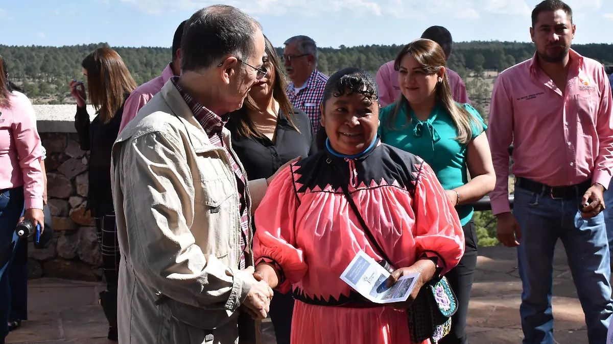 INFORME CRUZ RUSEK COM Y FAM NOTA ROBERTO  (51)