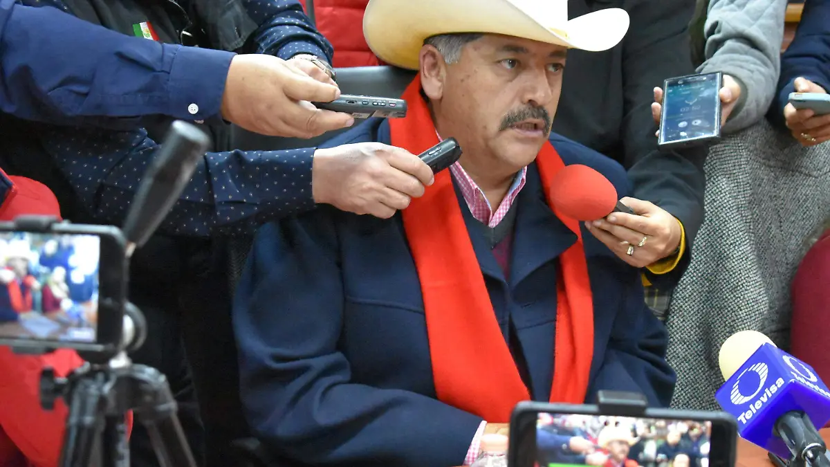 Anuncia presidente condonación de créditos de sindicalizados