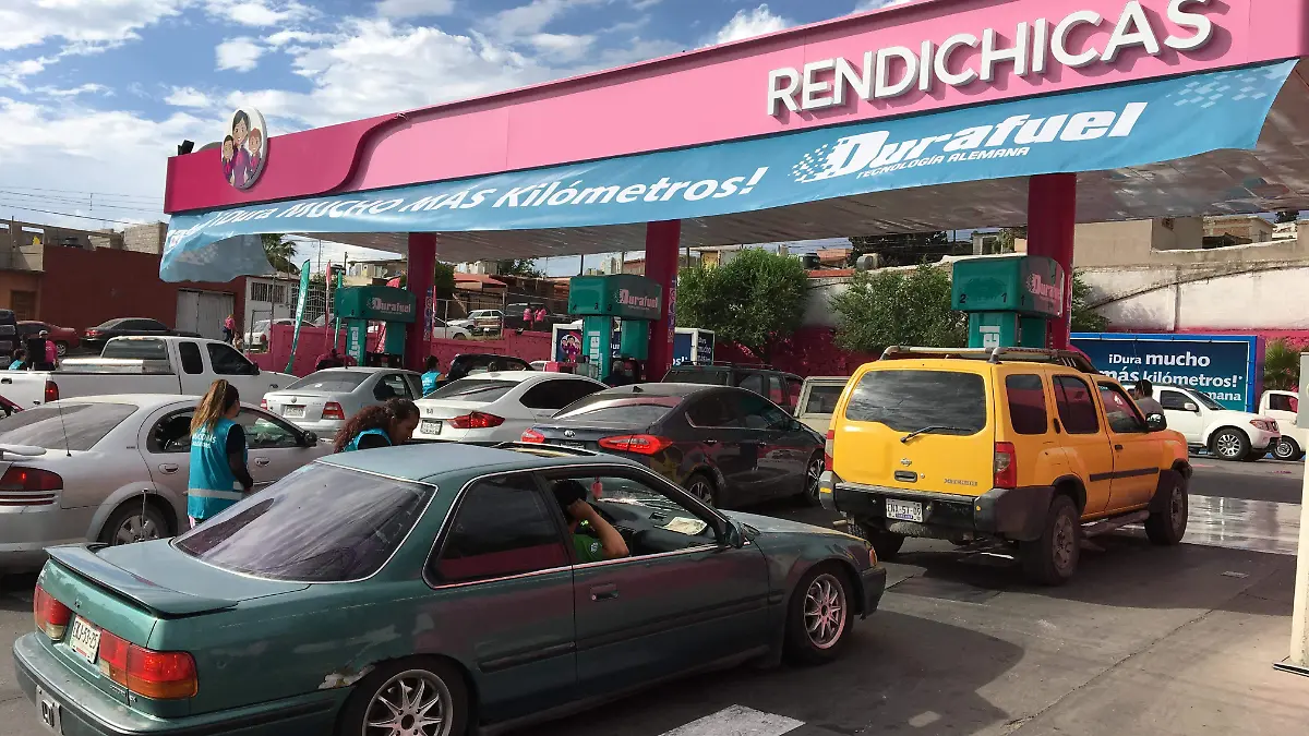 gasolinera rendichicas en la pacheco y casi 20 de Nov (6)