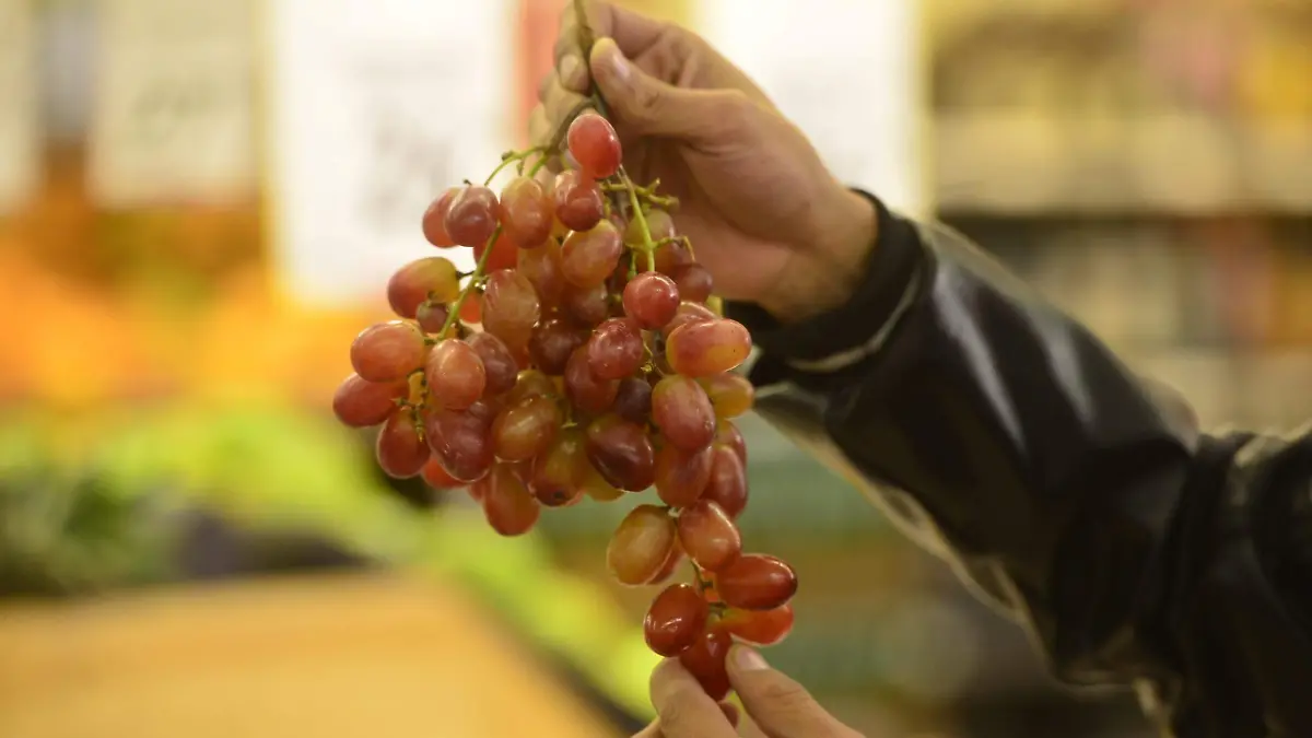 UVAS ..ESPECIAL  (1)